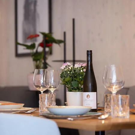 Wohn.genuss App Traumhaus 公寓 斯拉德明